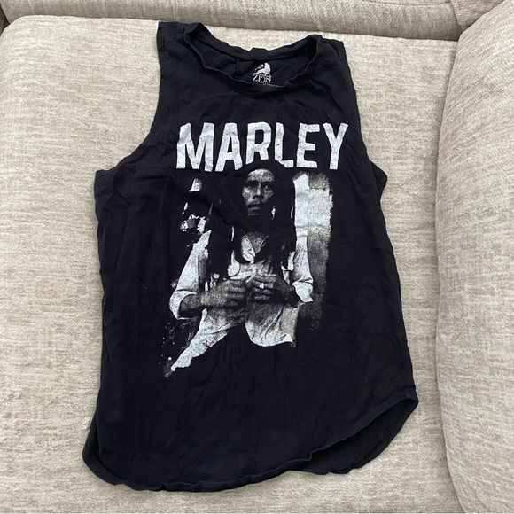 Marley Graphic Tank - Picture 1 of 2